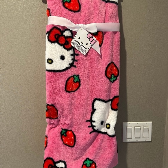 Hello Kitty Other - Hello Kitty Pink Strawberry Faux Fur Throw